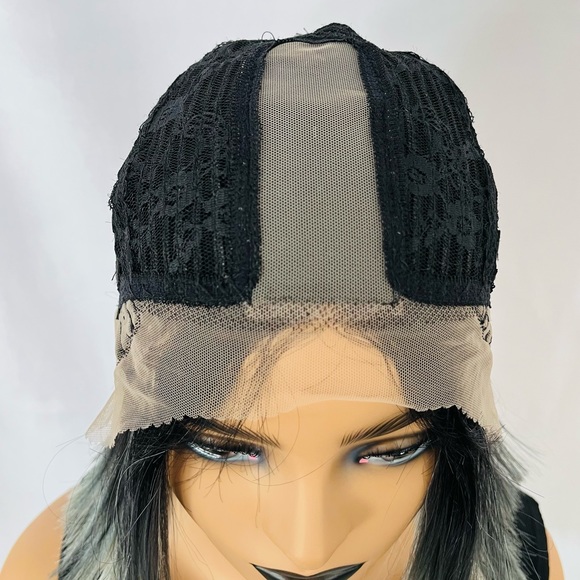 Gorgeous & Classic Ombre Pearl Grey Premium Fiber Lace Front Wig! - Picture 3 of 10